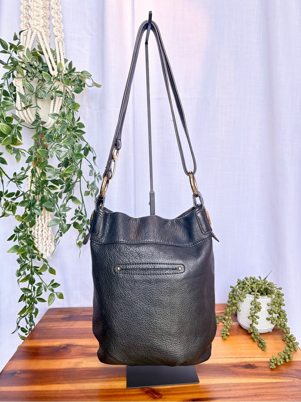 B. Makowsky Westbourne Convertible Crossbody Shoulder Bag - Black/Gold - Y2K - Picture 6 of 14